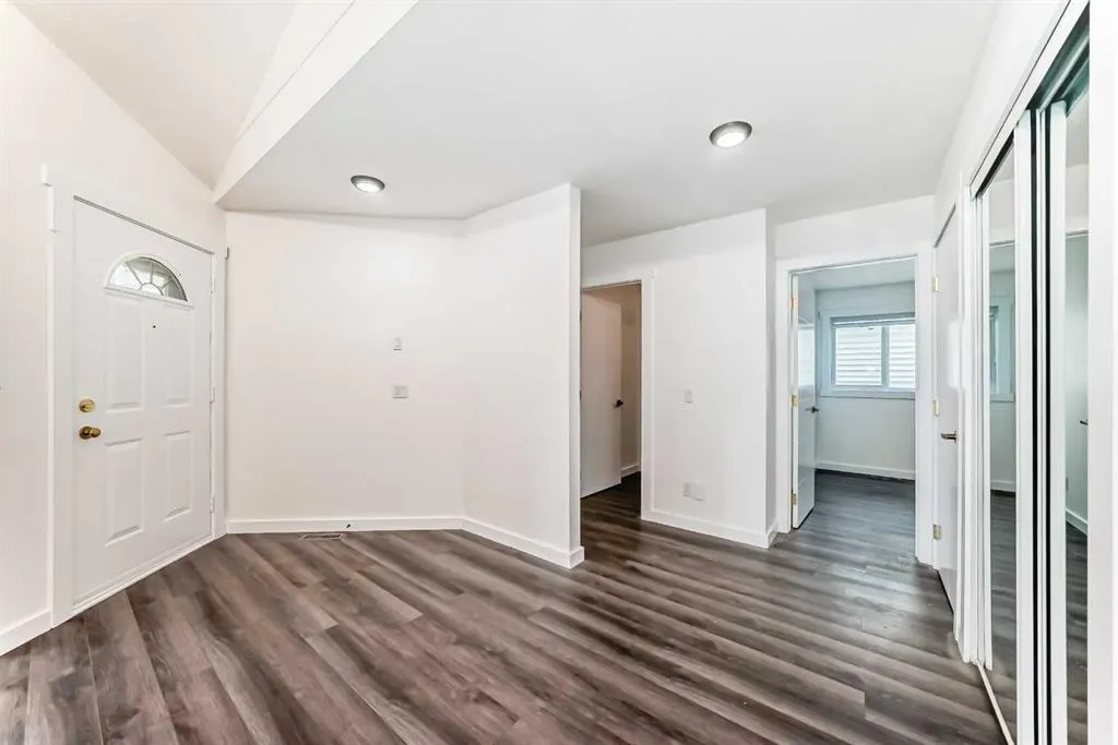 51 Douglas Woods Hill SE