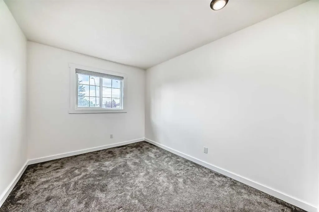 51 Douglas Woods Hill SE