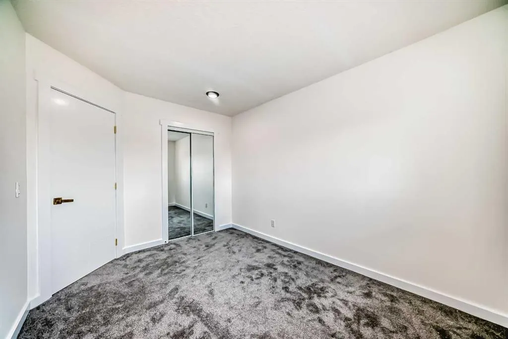 51 Douglas Woods Hill SE