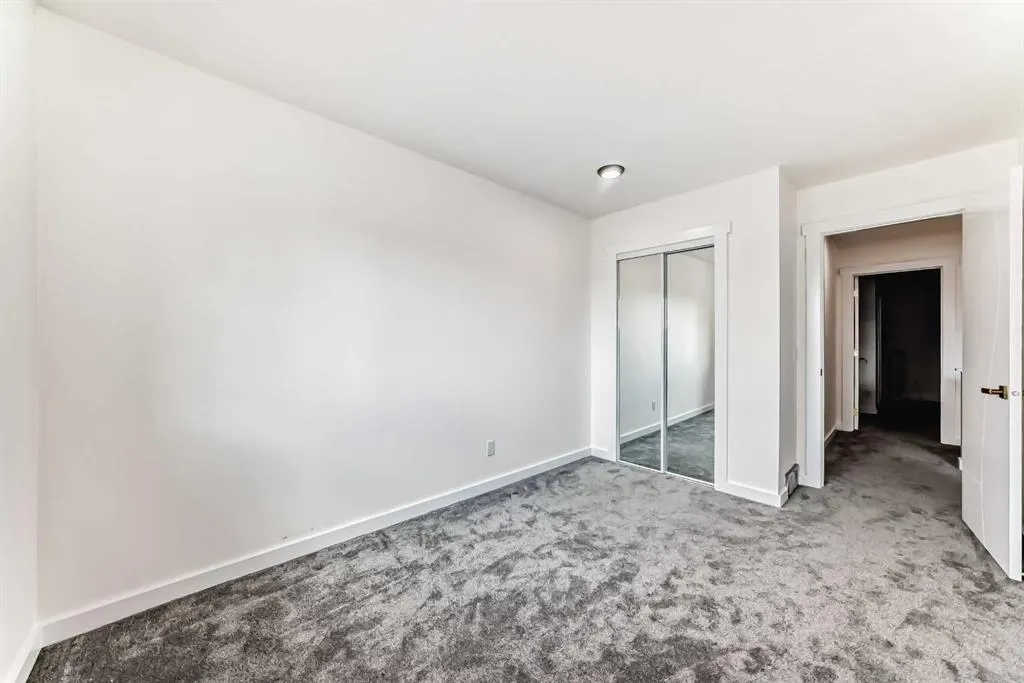 51 Douglas Woods Hill SE