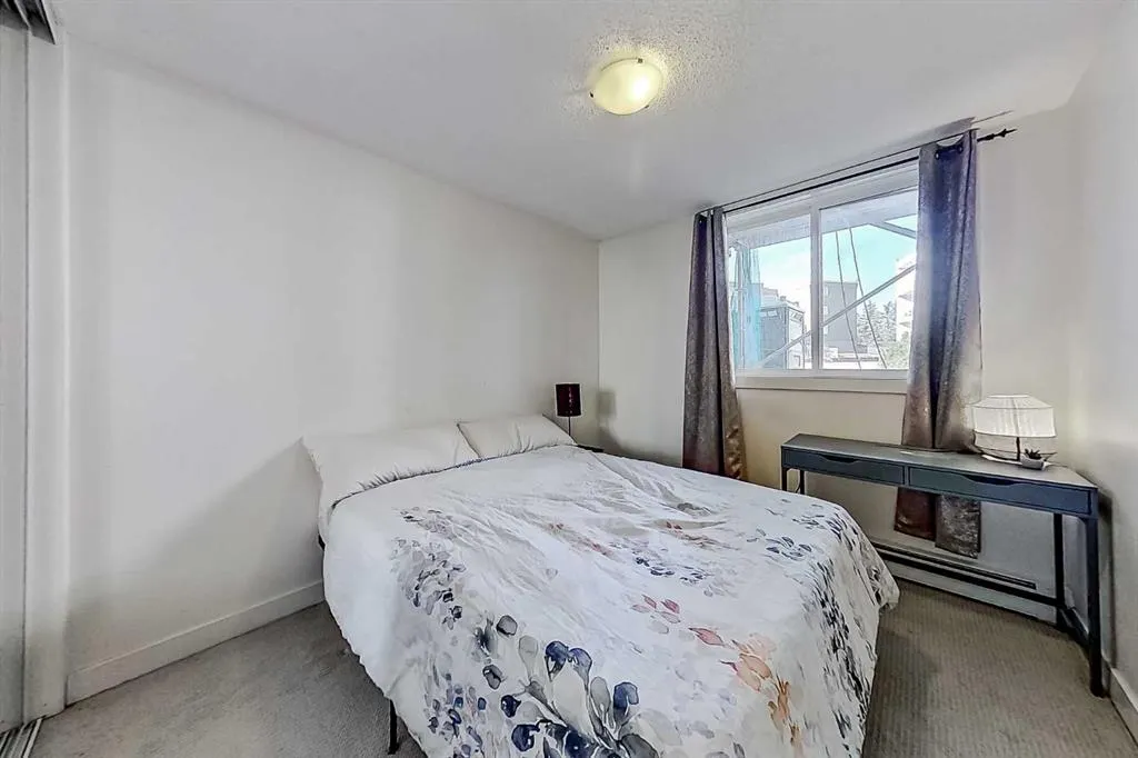 4455C Greenview Drive NE, #105