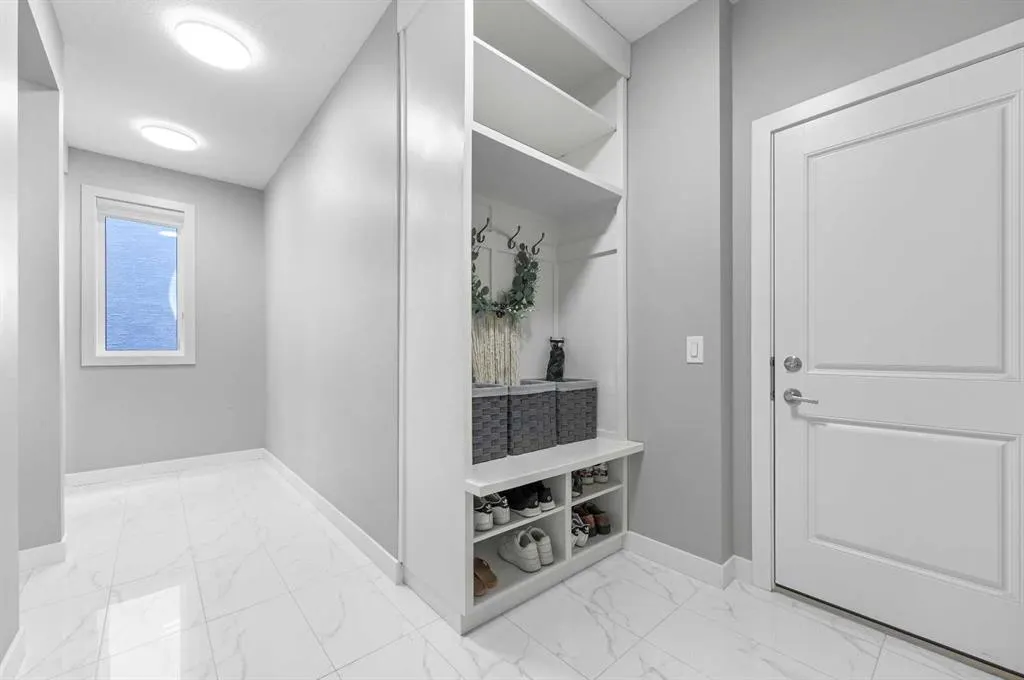 224 Cranbrook Drive SE