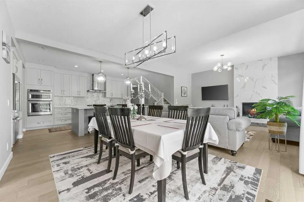 224 Cranbrook Drive SE