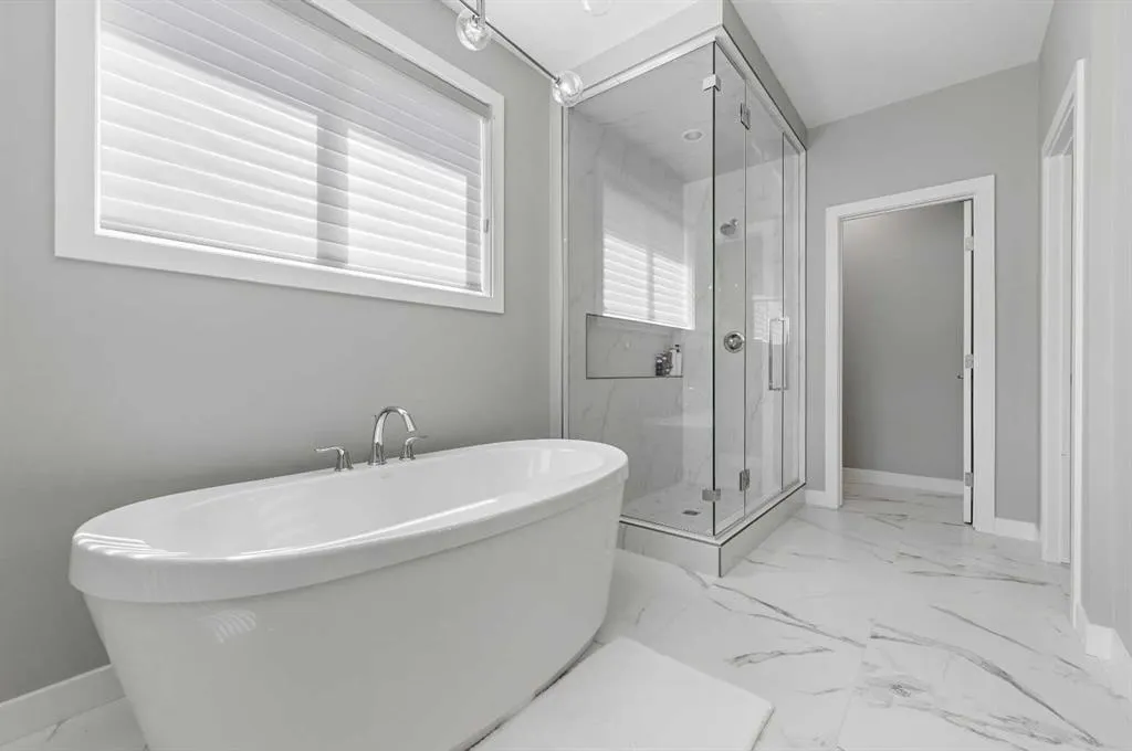 224 Cranbrook Drive SE