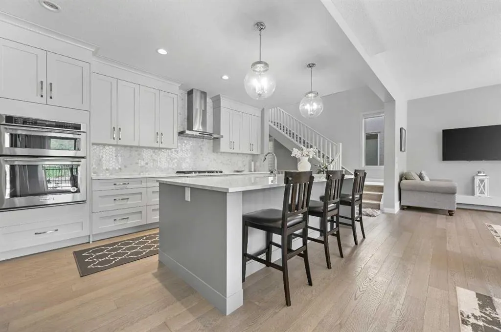 224 Cranbrook Drive SE