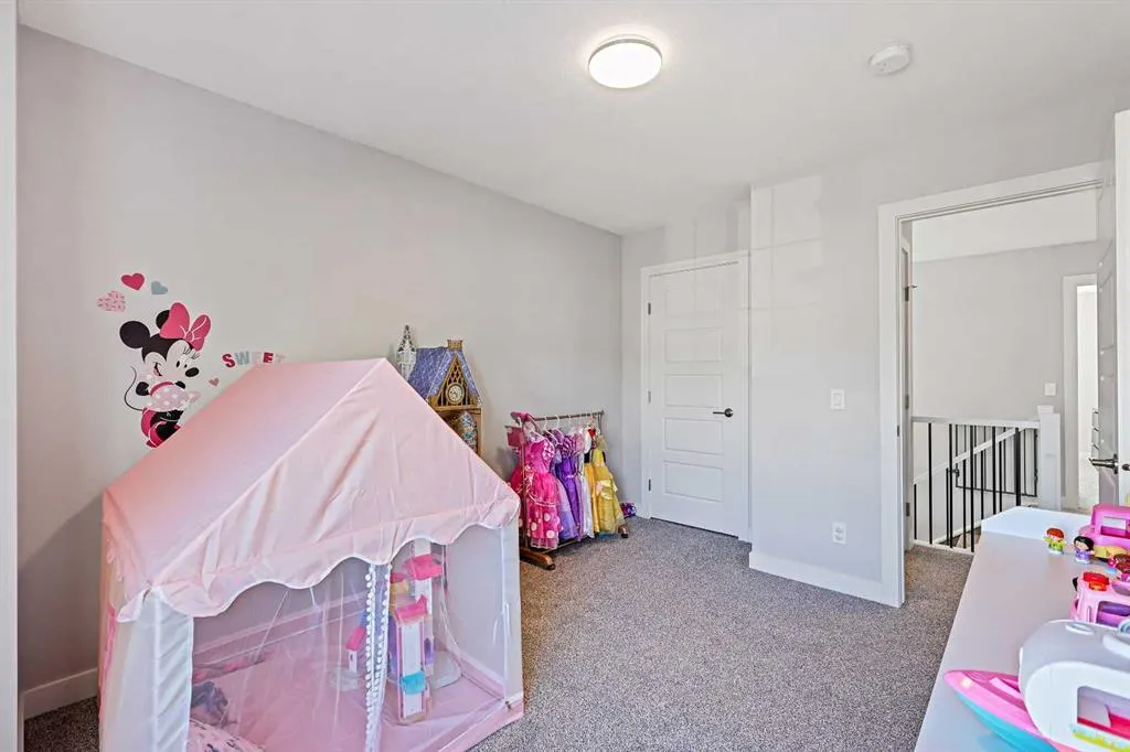 277 Waterford Boulevard