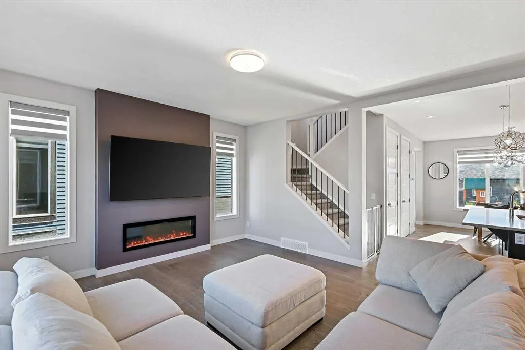 277 Waterford Boulevard