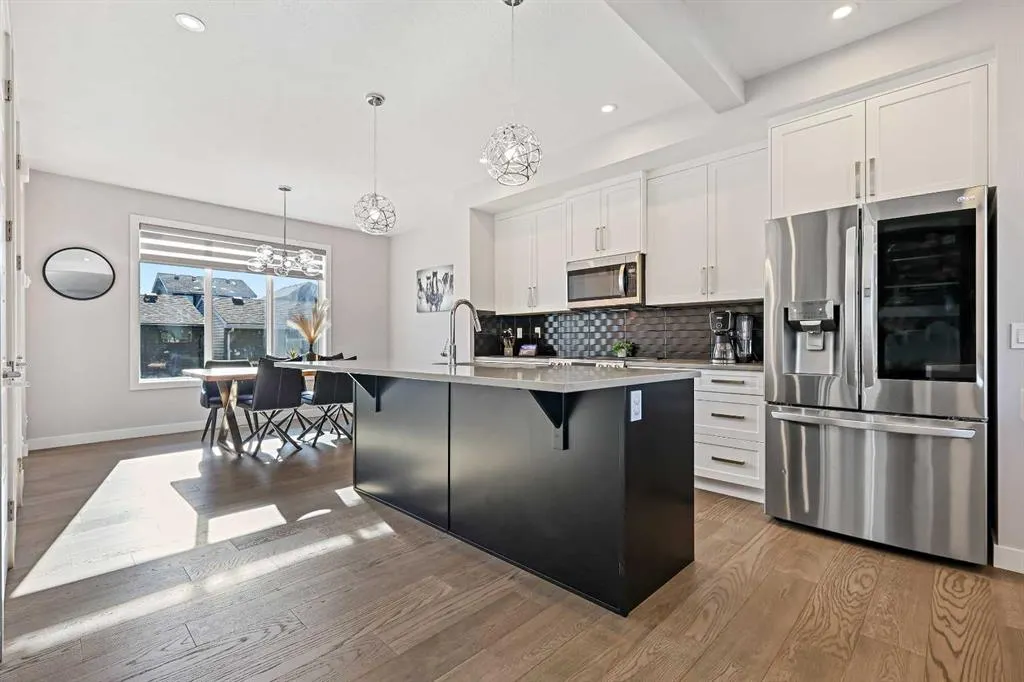 277 Waterford Boulevard