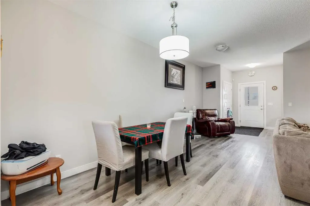 333 Ravenstern Link SE