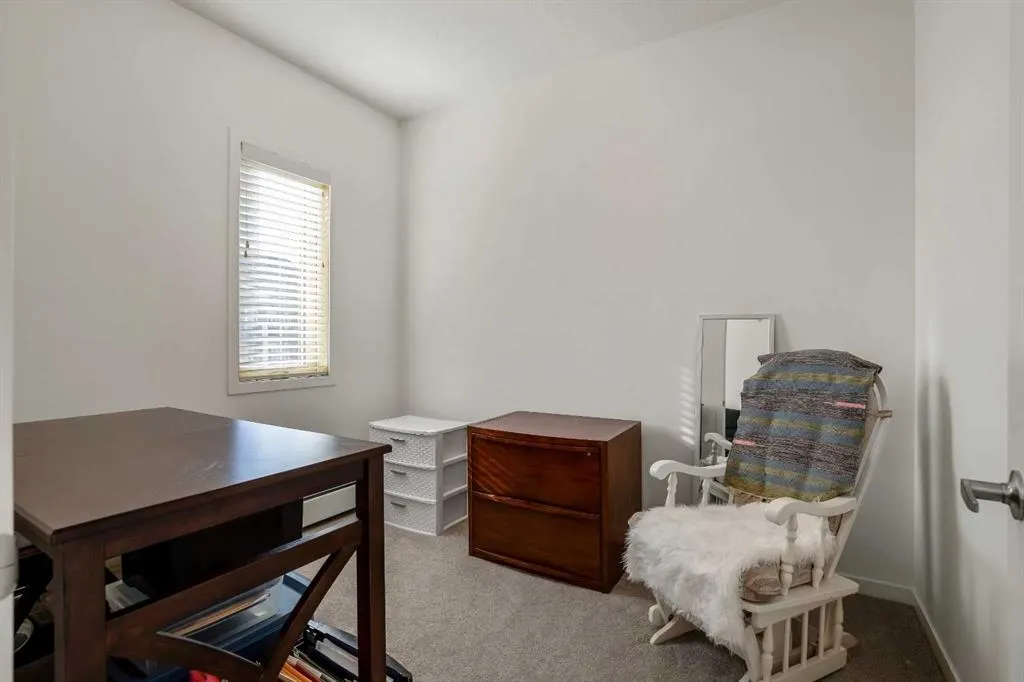 30 Mahogany Mews SE, #402