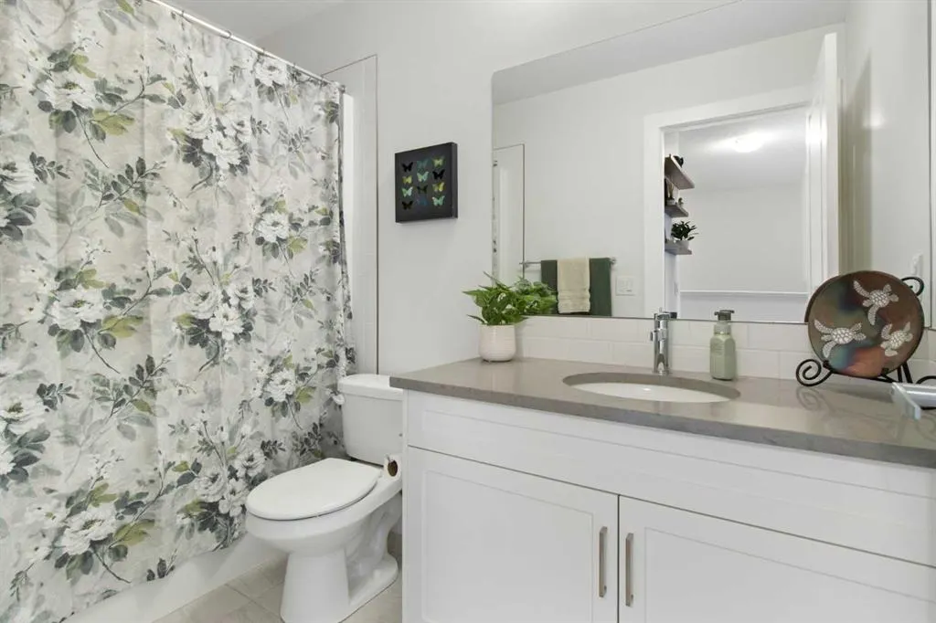 112 Fireside Crescent