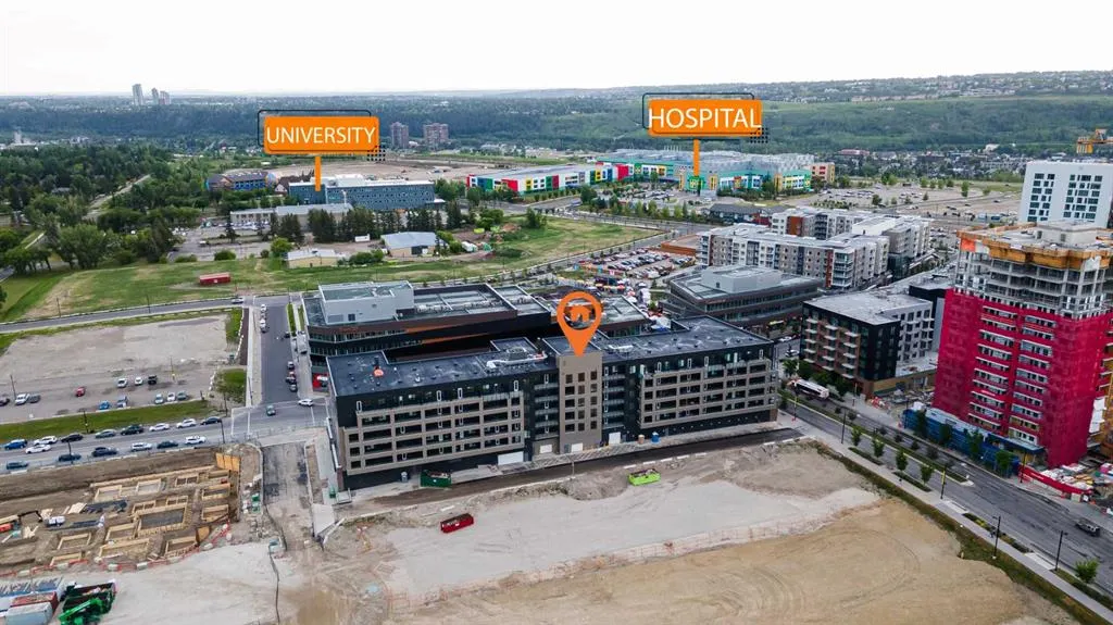 3932 University Avenue NW, #424