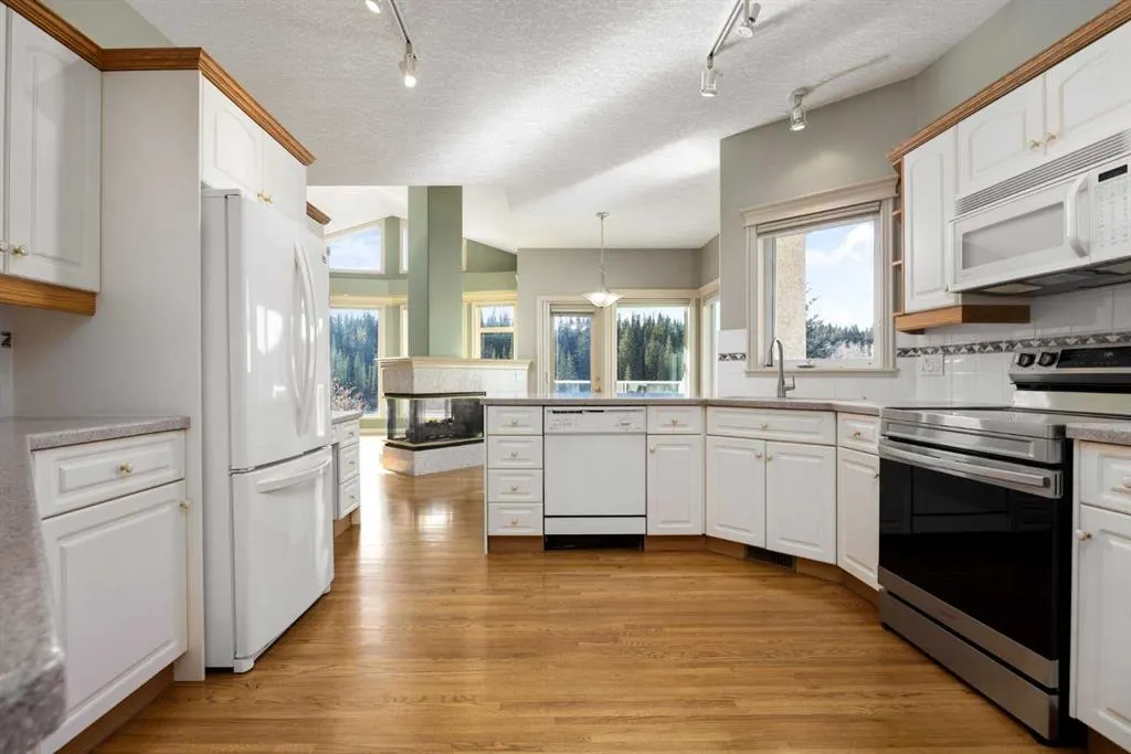 103 West Terrace Point