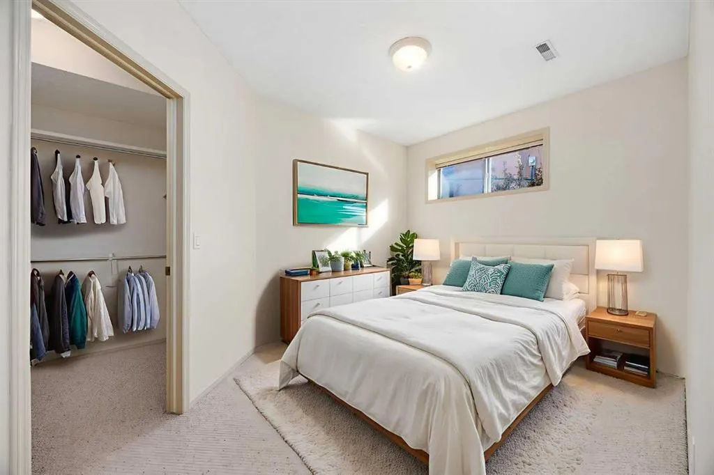 103 West Terrace Point