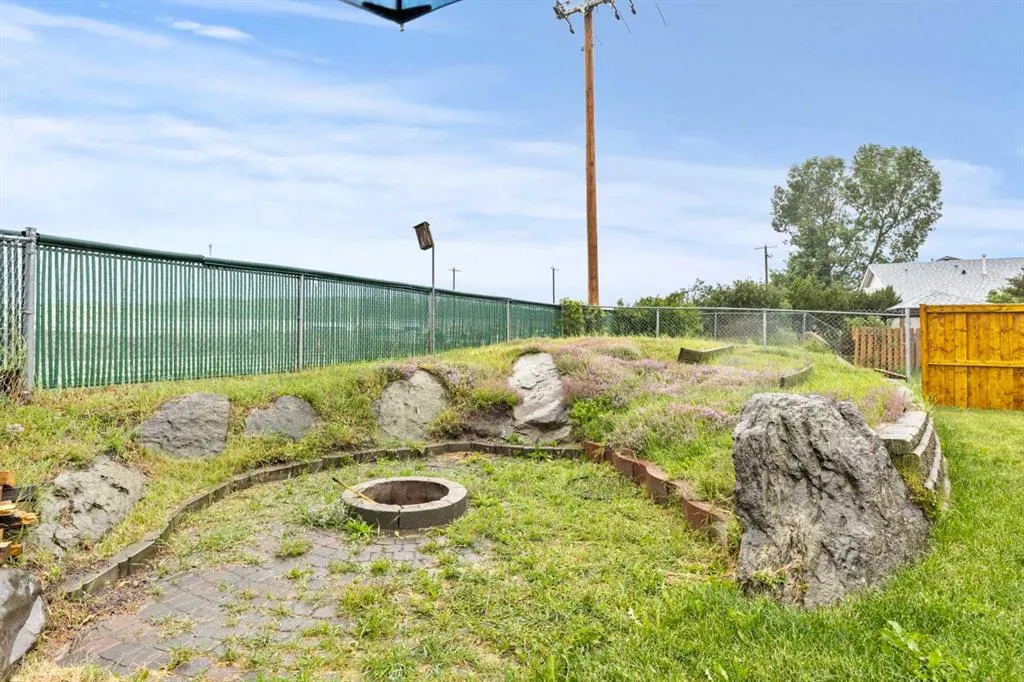 335 Sheep River Place