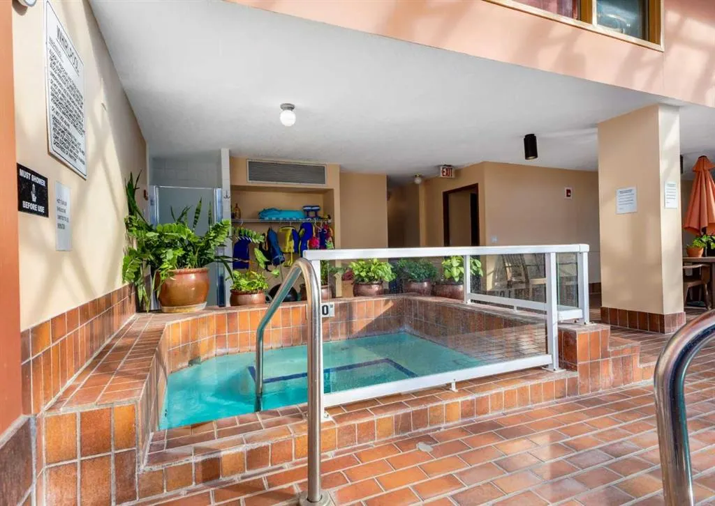 9500 Oakfield Drive SW, #104