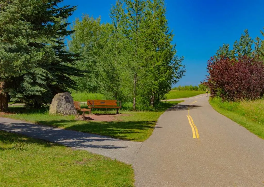 9500 Oakfield Drive SW, #104