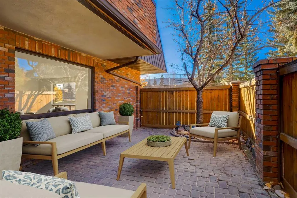 9500 Oakfield Drive SW, #104