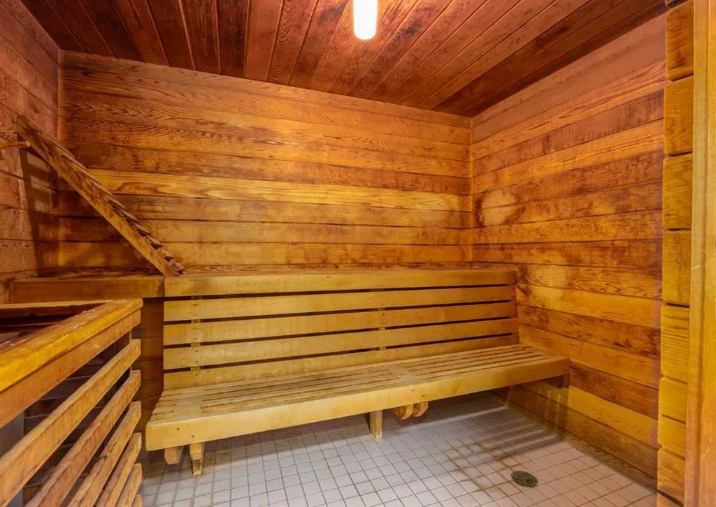 9500 Oakfield Drive SW, #104