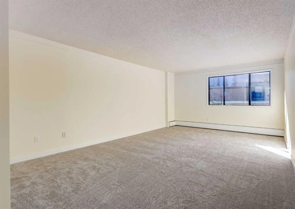 9500 Oakfield Drive SW, #104