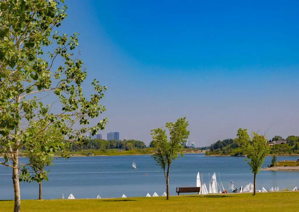 9500 Oakfield Drive SW, #104