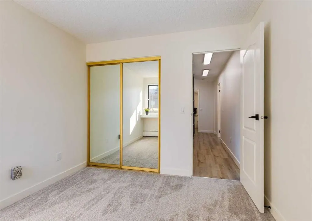 9500 Oakfield Drive SW, #104