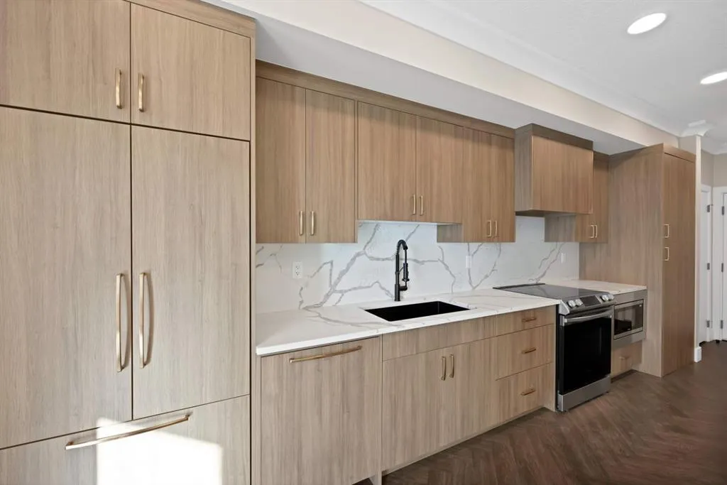 370 Dieppe Drive SW, #401