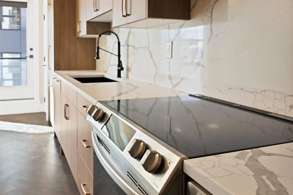 370 Dieppe Drive SW, #401