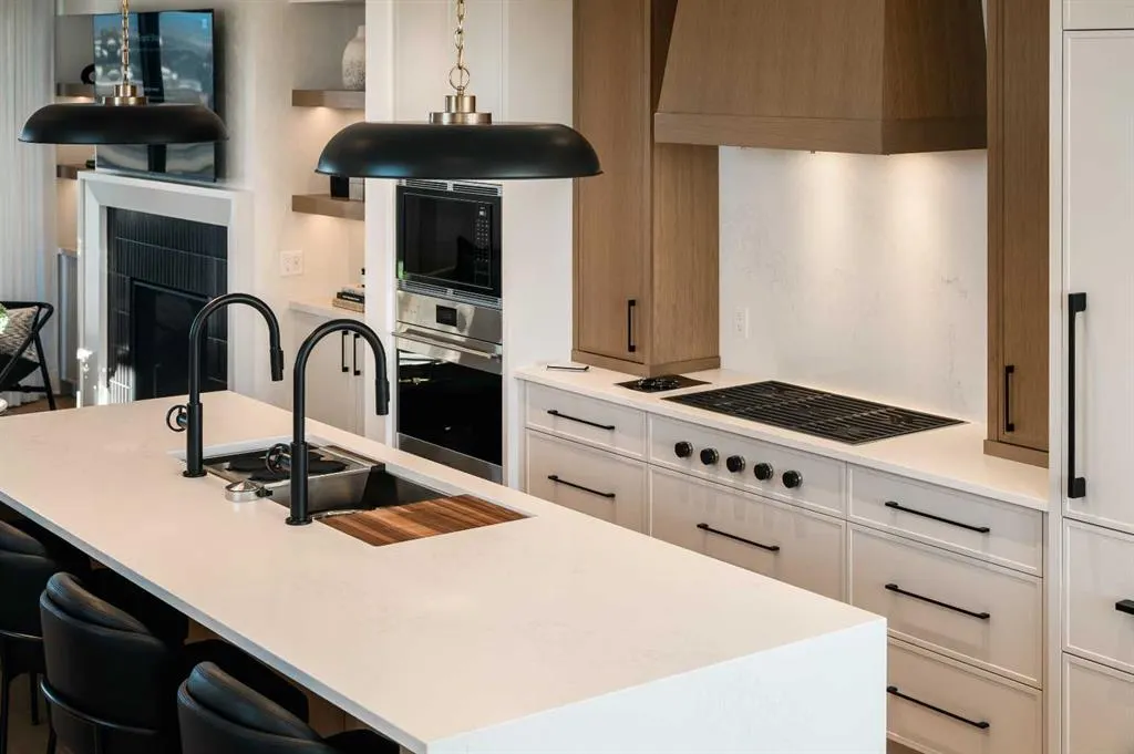 1700 73 Street SW, #208