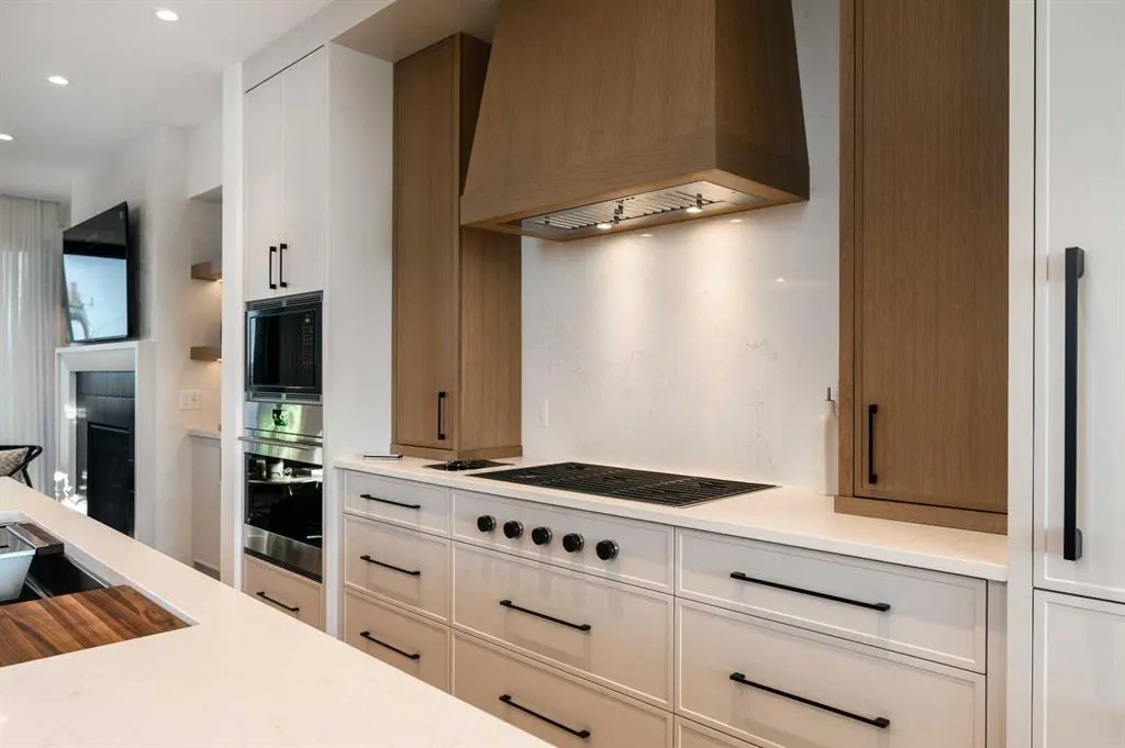 1700 73 Street SW, #208