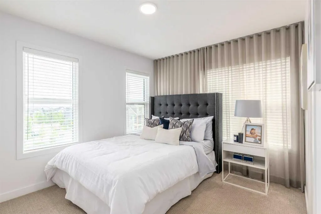 437 Alpine Avenue SW, #309