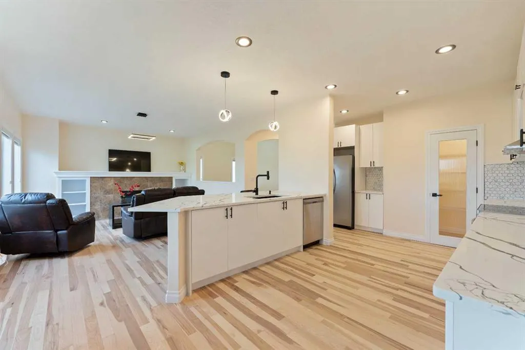 20 Sherwood Circle NW