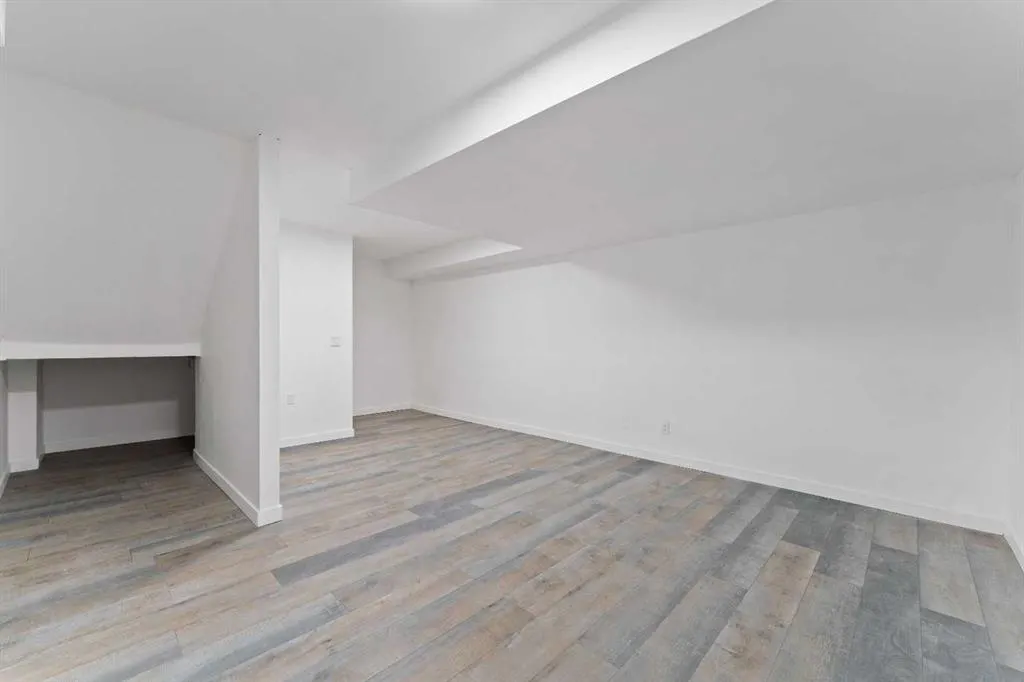 20 Sherwood Circle NW