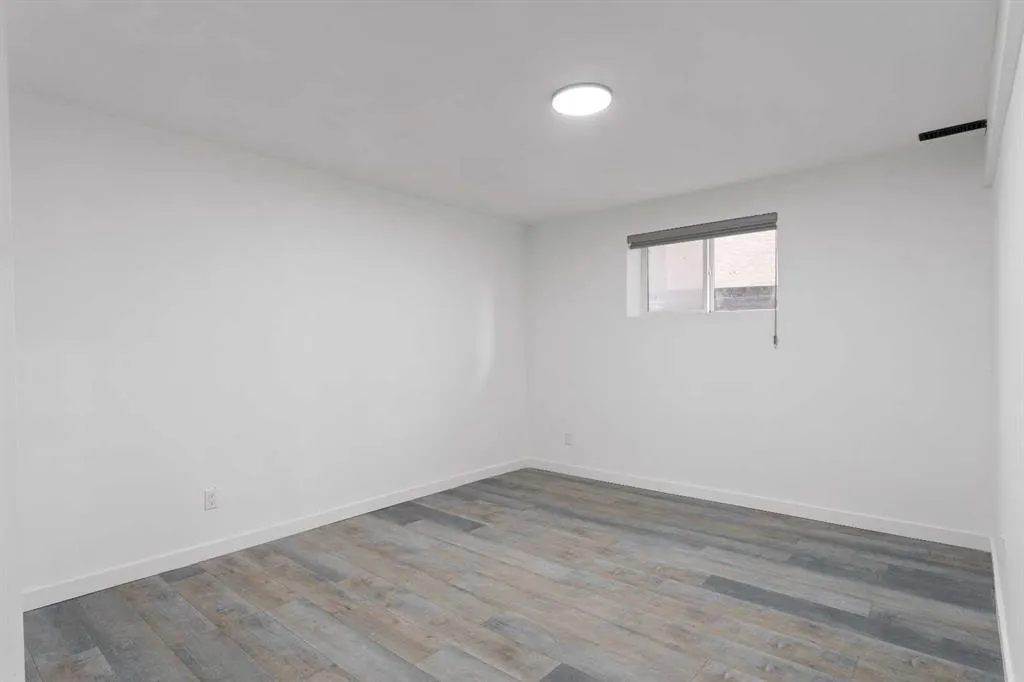 20 Sherwood Circle NW