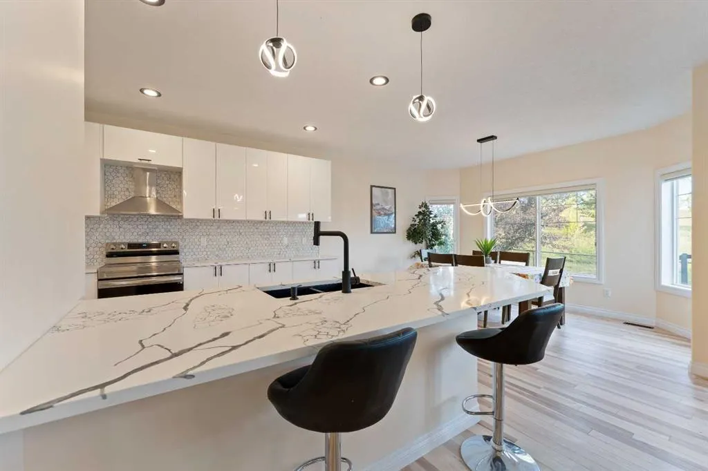 20 Sherwood Circle NW