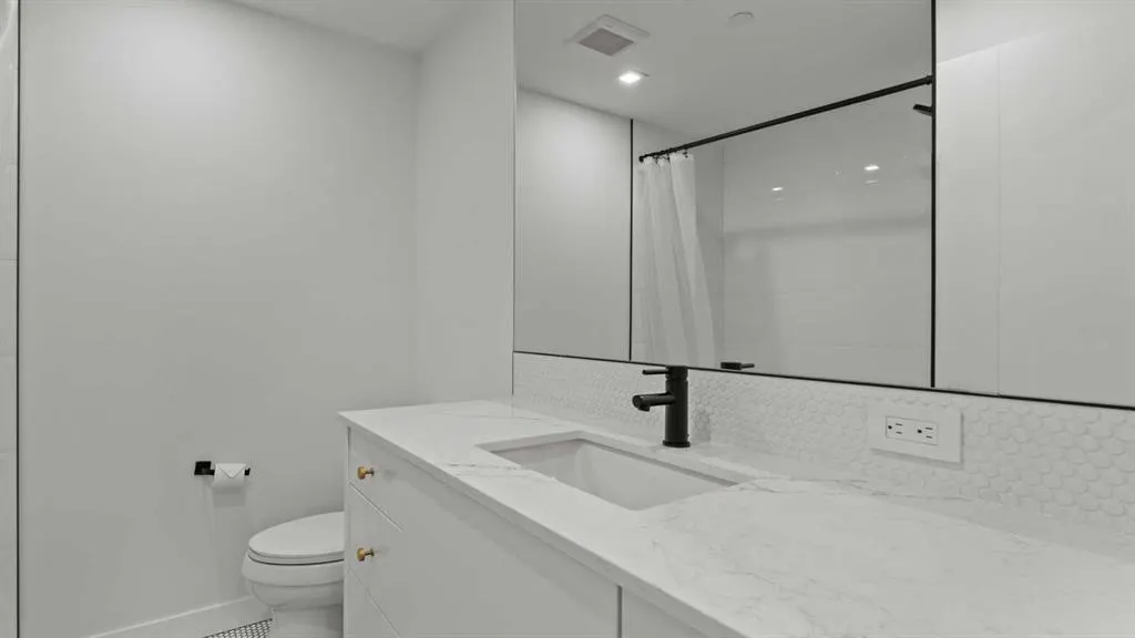 8505 Broadcast Avenue SW, #615