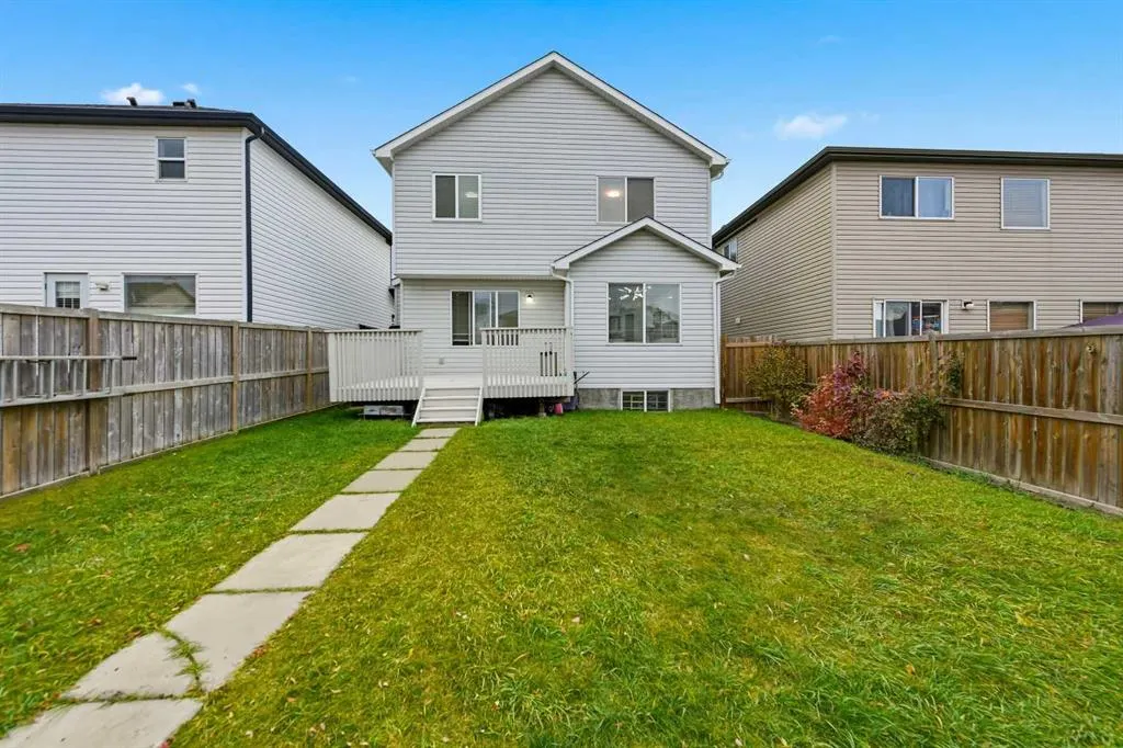 53 Martha's Place NE