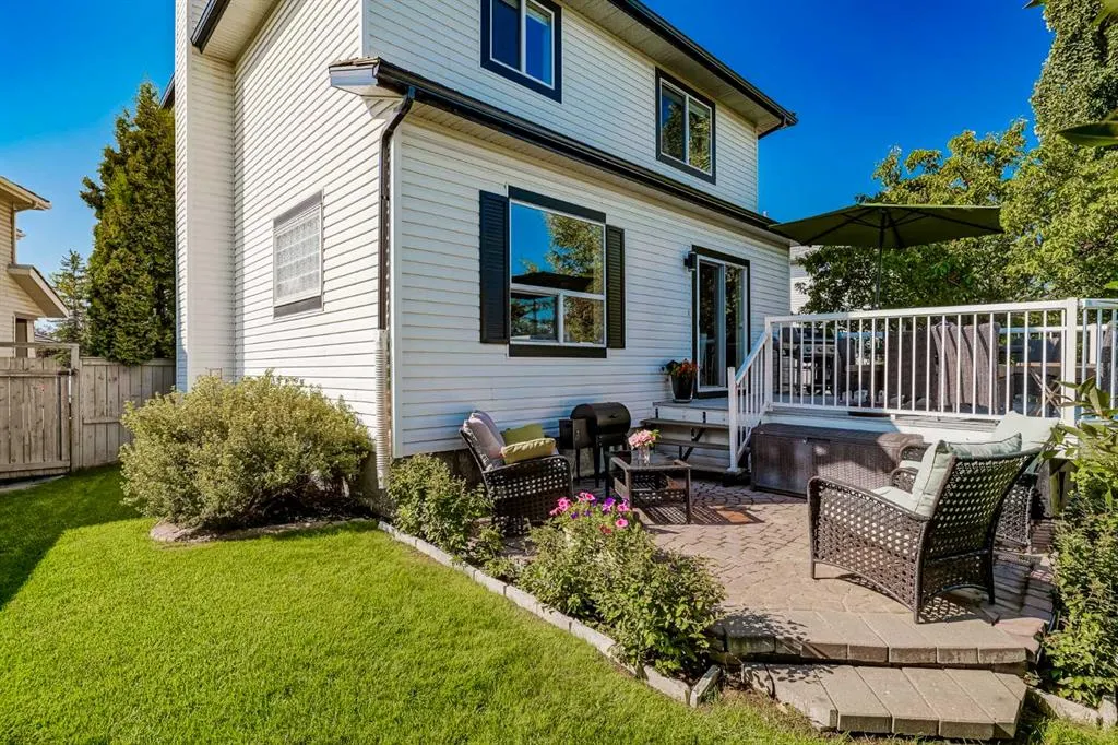 177 Douglas Glen Manor SE