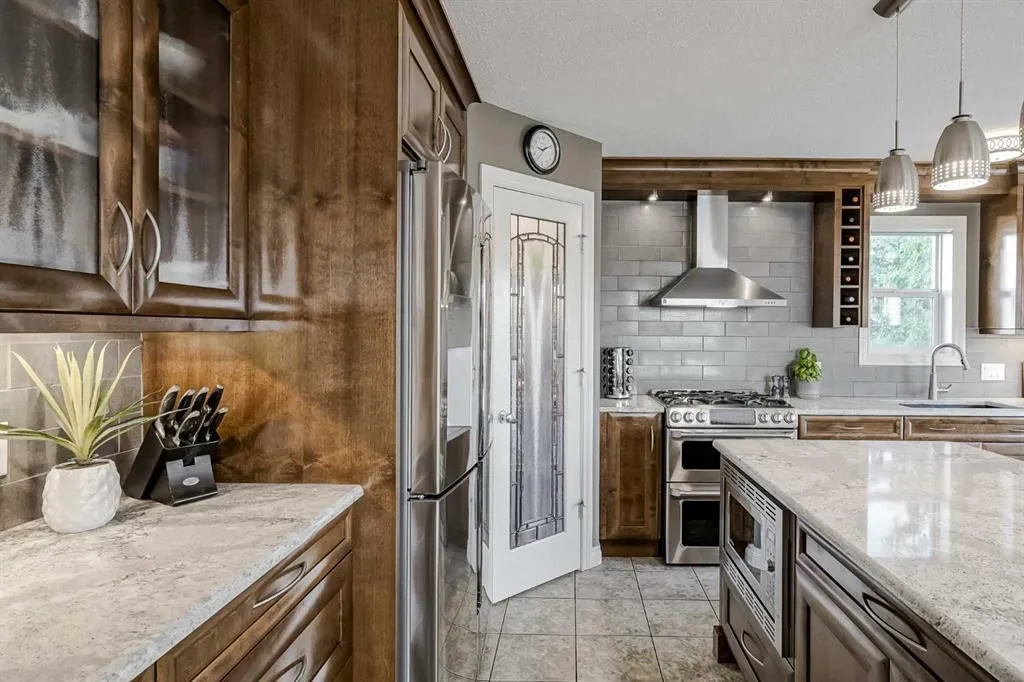 177 Douglas Glen Manor SE