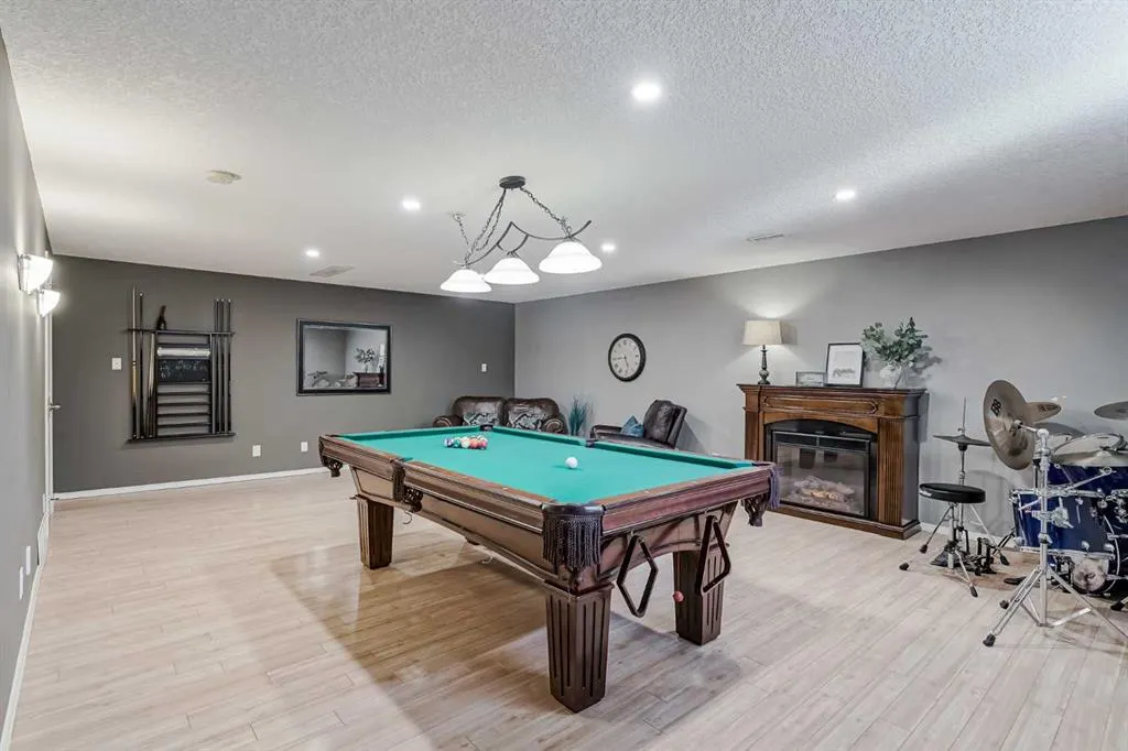 177 Douglas Glen Manor SE