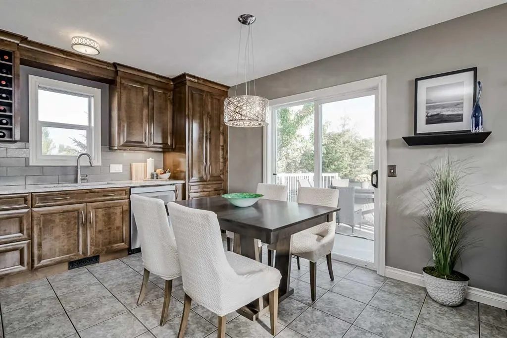 177 Douglas Glen Manor SE