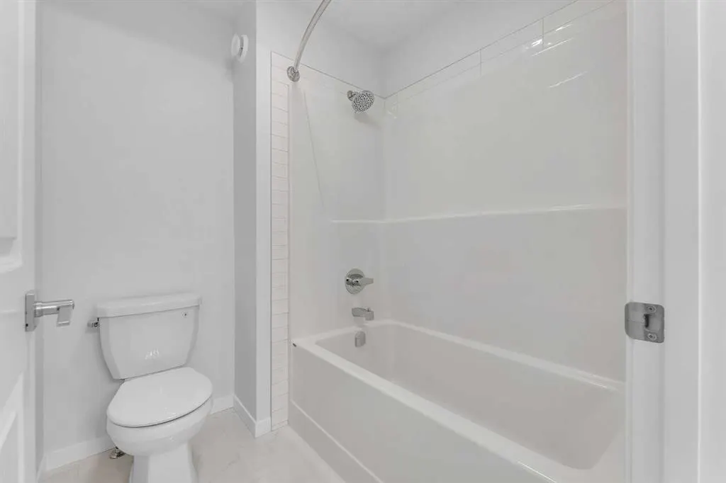 50 Setonstone Manor SE