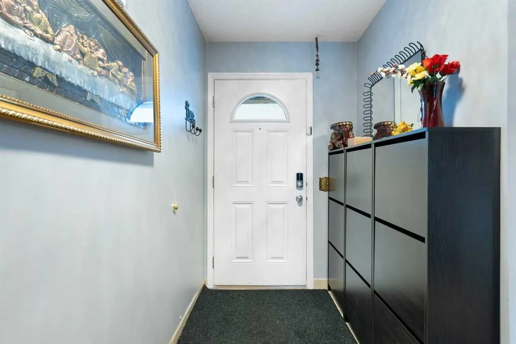 20 Falbury Crescent NE, #161