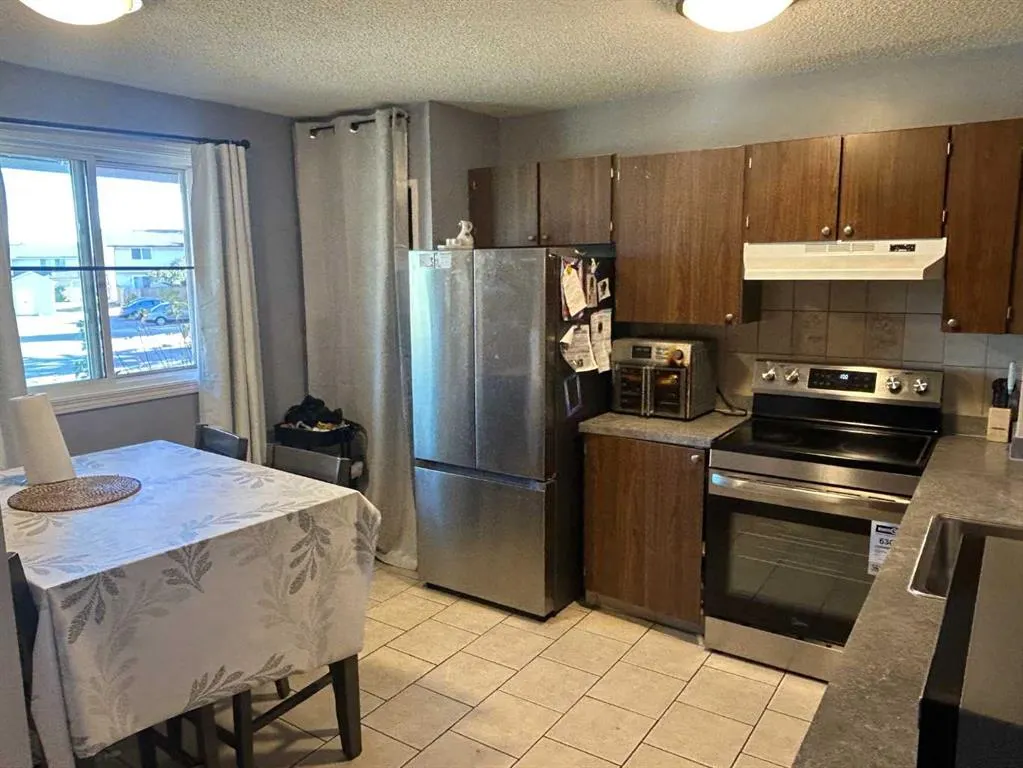 20 Falbury Crescent NE, #161