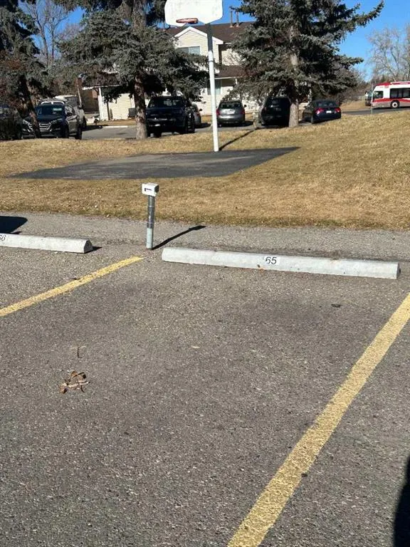 20 Falbury Crescent NE, #161