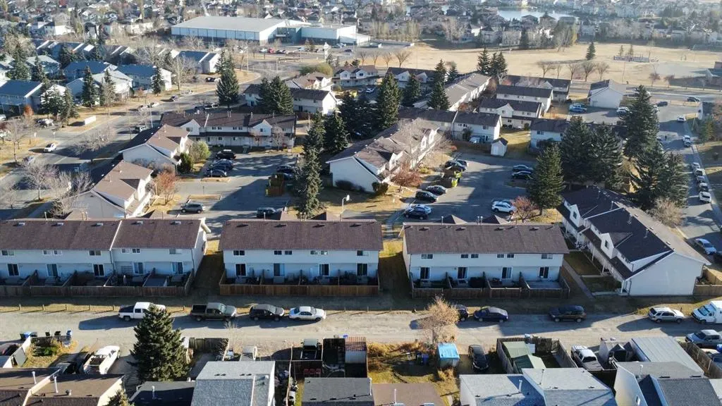 20 Falbury Crescent NE, #161