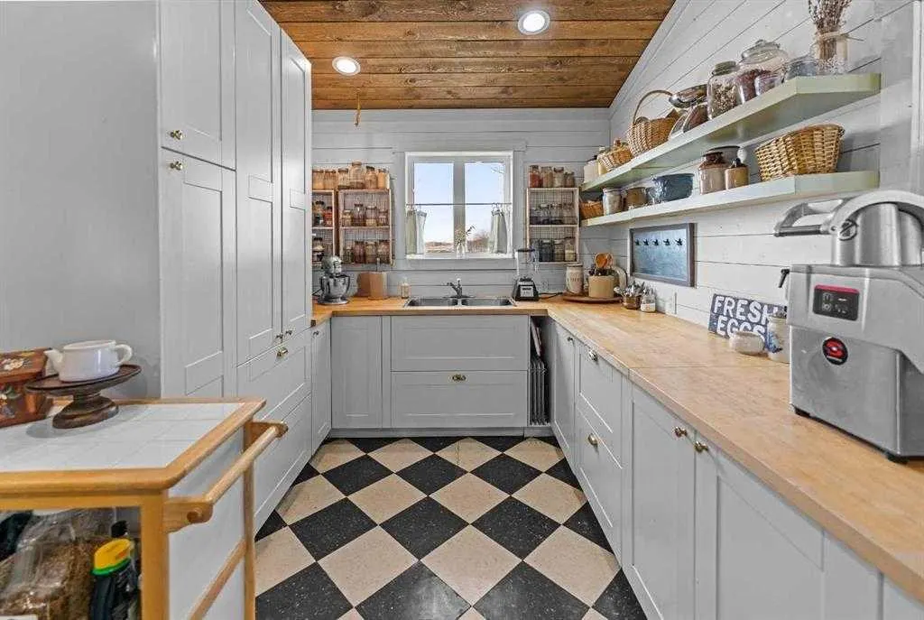 264169 Range Road 273