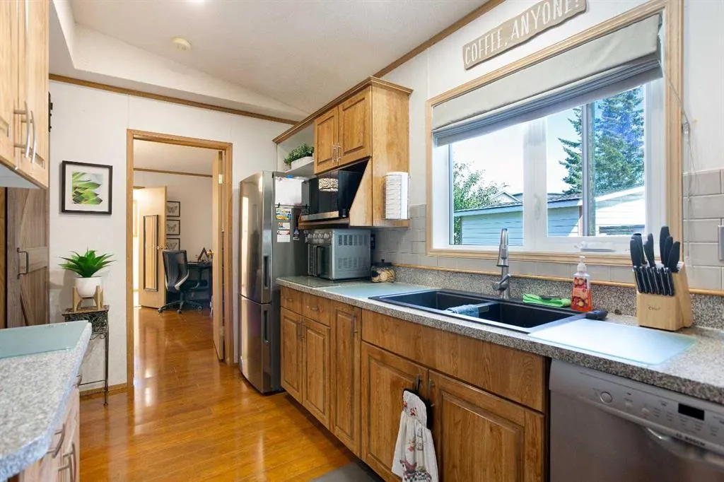 99 Arbour Lake Road NW, #264