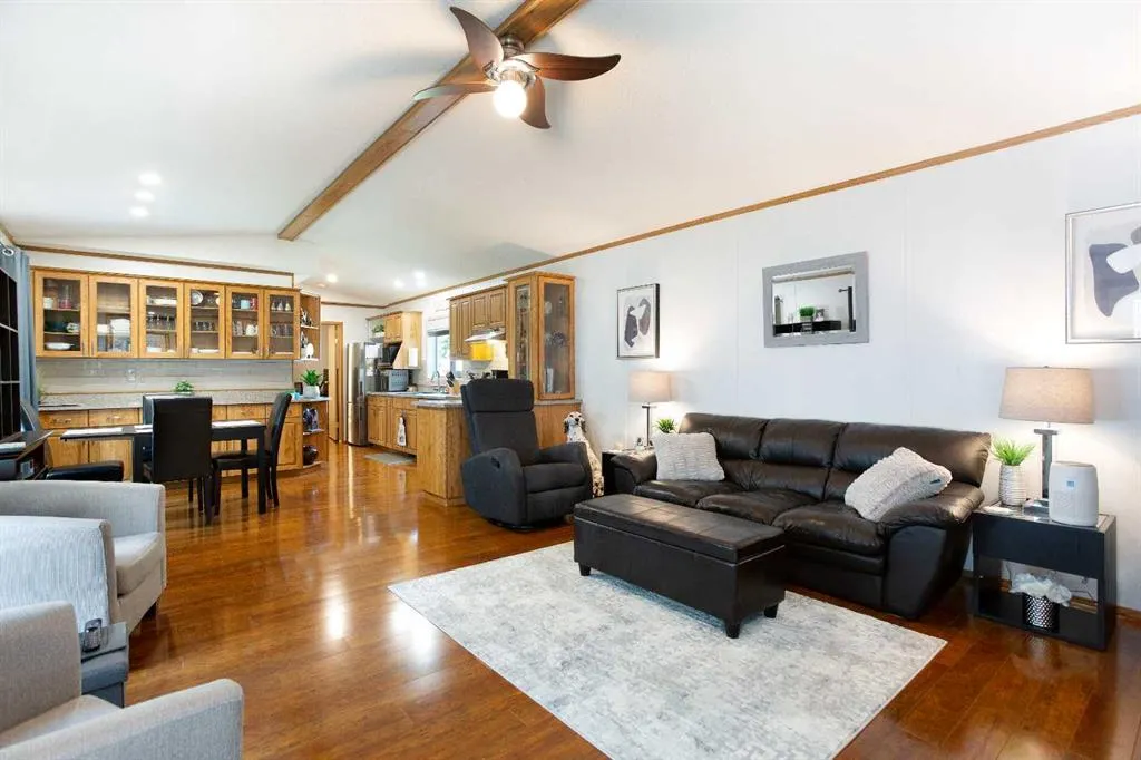 99 Arbour Lake Road NW, #264