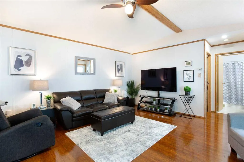 99 Arbour Lake Road NW, #264